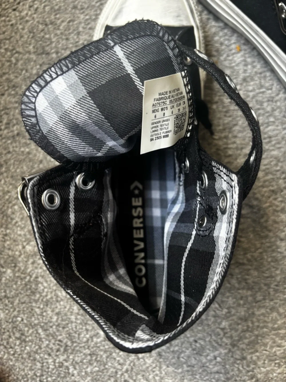 Limited edition!Converse Black Canvas Sneakers with Double Buckle Straps - Picture 5 of 12